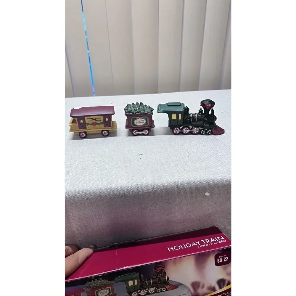 HOLIDAY TIME HOLIDAY TRIAN 3 PEICE